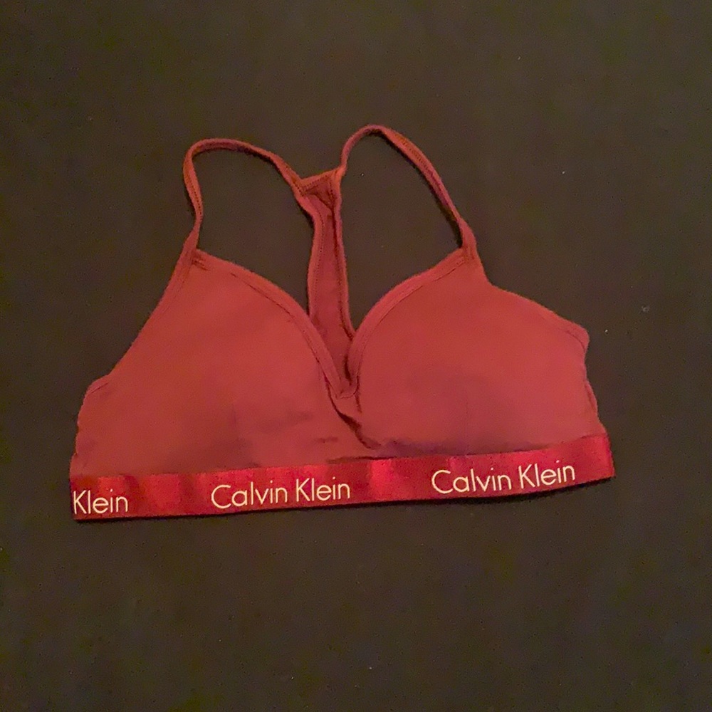 Maroon Sports bra. Worn once. Good condition